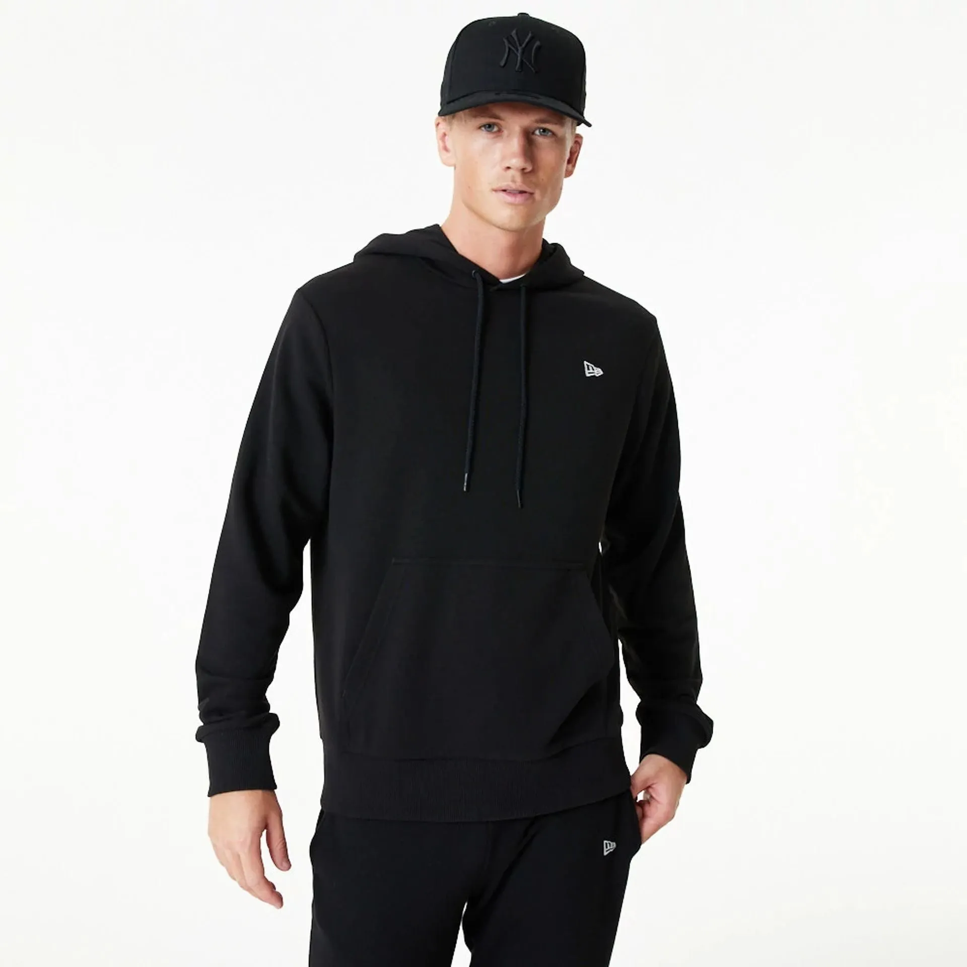 Sudadera New Era Essential 